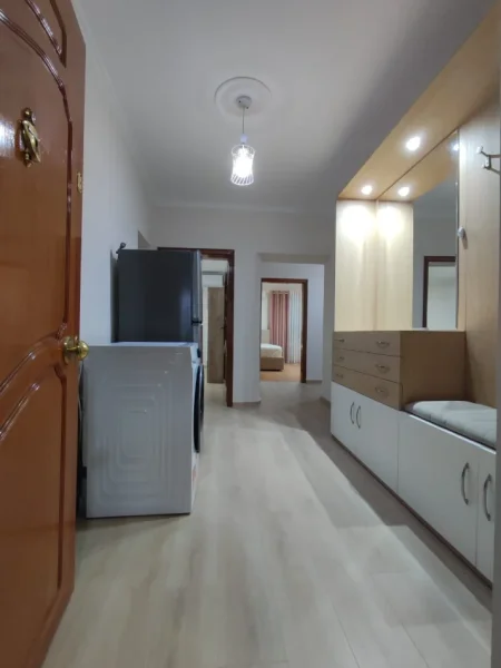 Tirane, jepet me qera apartament 2+1 Kati 2, 90 m² 800 € (RRUGA FORTUZI)