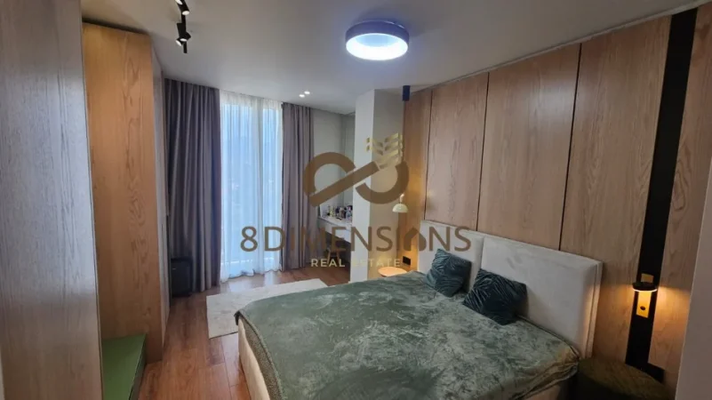 Tirane, jepet me qera apartament 1+1+Ballkon Kati 10, 75 m² (Mine Peza)