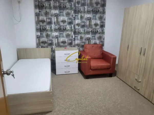 Tirane, jepet me qera apartament 2+1 Kati 4, 90 m² 600 € (90)