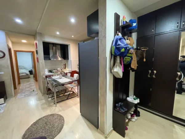 Tirane, jepet me qera apartament 2+1 Kati 3, 96 m² 650 € (Don Bosko)
