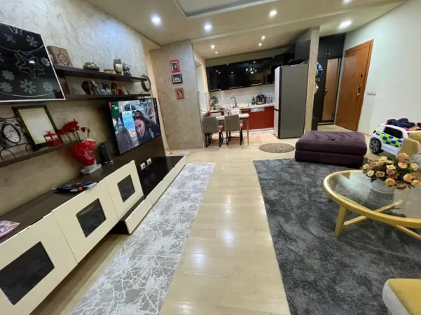 Tirane, jepet me qera apartament 2+1 Kati 3, 96 m² 650 € (Don Bosko)