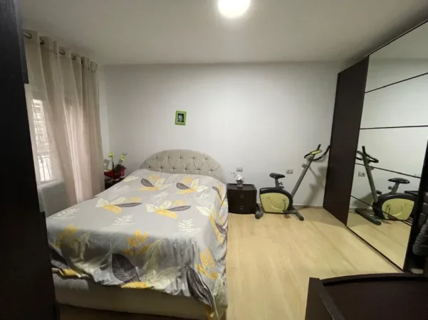 Tirane, jepet me qera apartament 2+1 Kati 3, 96 m² 650 € (Don Bosko)