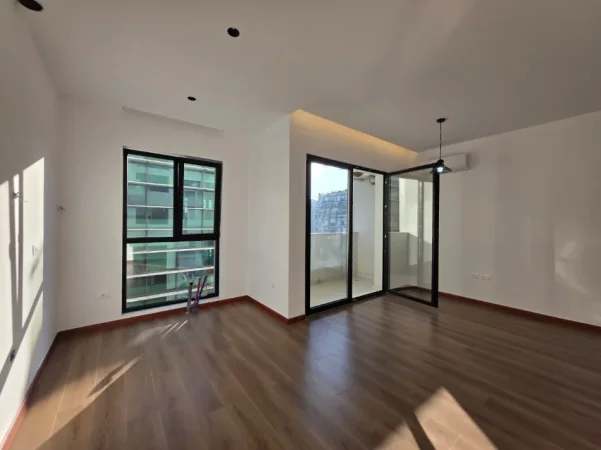 Tirane, jepet me qera zyre , 68 m² 750 € (Spring Residence)