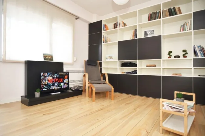 Tirane, jepet me qera apartament 1+1 Kati 8, 80 m² 600 € (Kompleksi Halili)