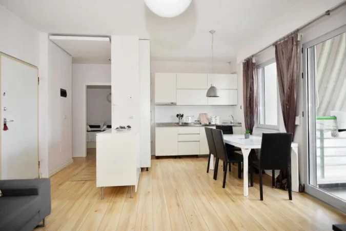 Tirane, jepet me qera apartament 1+1 Kati 8, 80 m² 600 € (Kompleksi Halili)