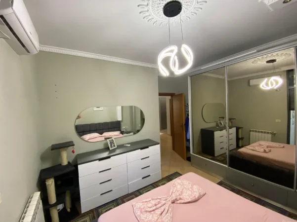 Tirane, shitet apartament 2+1 Kati 7, 99 m² 198.000 € (Kinostudio)