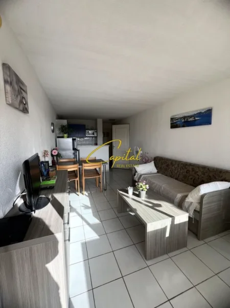 Tirane, jepet me qera apartament 1+1 Kati 3, 70 m² 500 € (RRUGA E ELBASANIT)