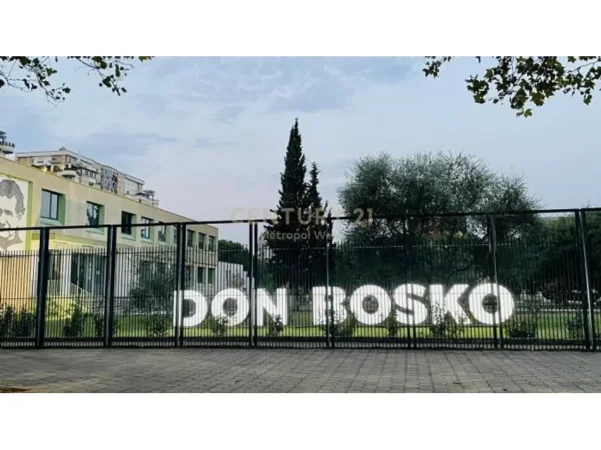 Tirane, jepet me qera apartament 1+1 Kati 1, 58 m² 400 € (Don Bosko)