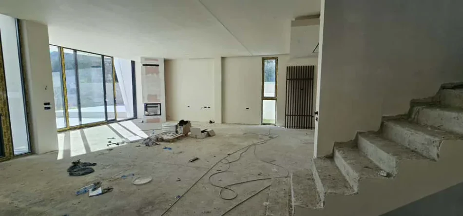 Tirane, shitet Vile Vile 3 Katshe , 440 m² 780.000 € (Prane TEG)