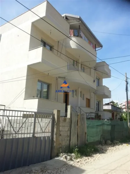 Tirane, shitet apartament Vile 3 Katshe Kati 3, 550 m² 350.000 € 