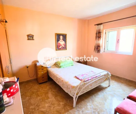 Shkoder, jepet me qera shtepi Vile 3 Katshe Kati 2, 120 m² (MBAS KISHES SE MADHE)
