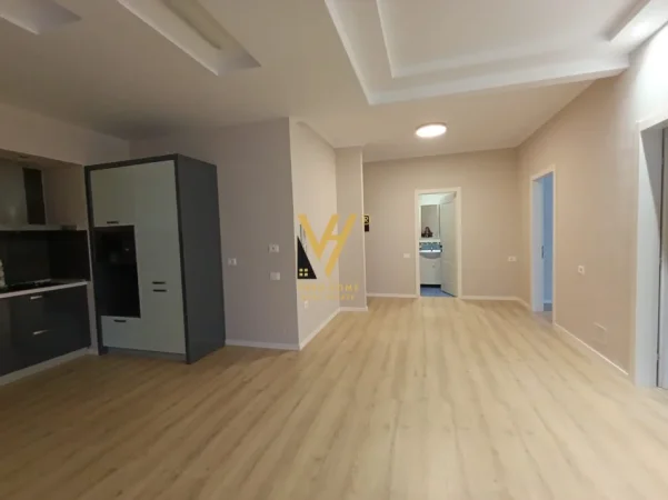 Tirane, shitet apartament 2+1+Ballkon Kati 8, 92 m² 198.000 € (VARRI I BAMIT)
