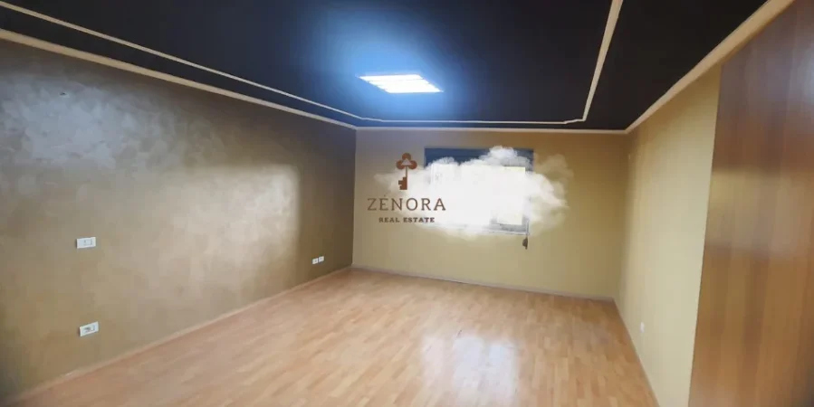 Tirane, jepet me qera zyre Kati 3, 160 m² 1.100 € (Qender)
