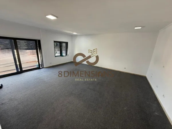 Tirane, jepet me qera ambjent biznesi Kati 6, 140 m² 1.300 € (zogu i zi)