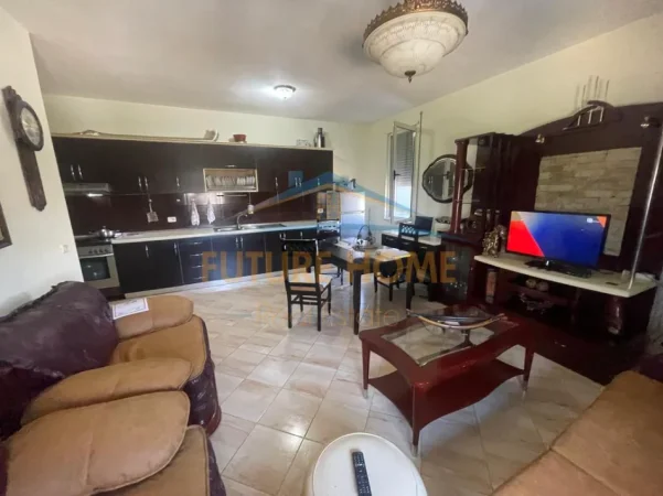 Tirane, shitet apartament 2+1 Kati 2, 87 m² 157.000 € (Spitali Amerikan 3)