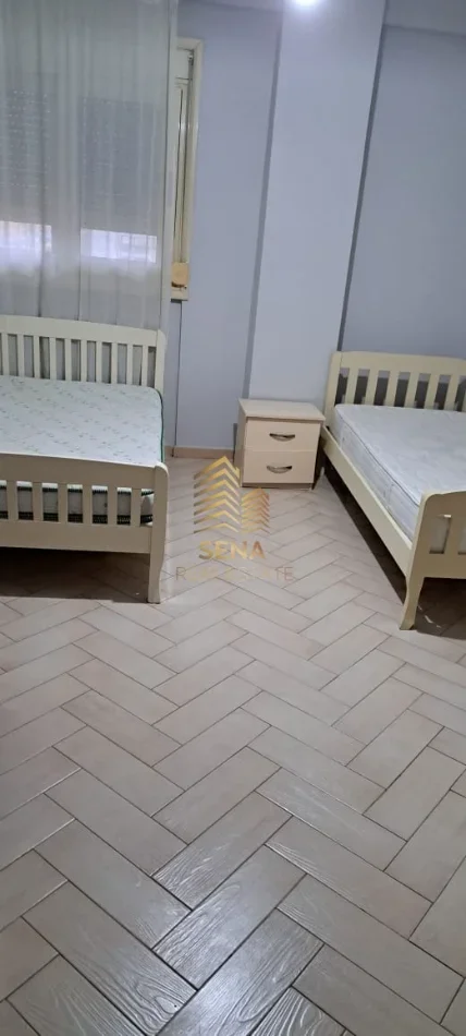 Tirane, jepet me qera apartament 2+1 Kati 5, 550 € (Don Bosko)