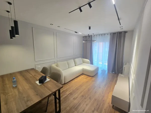 Tirane, jepet me qera apartament 1+1+Ballkon Kati 6, 72 m² 700 € (ali demi)