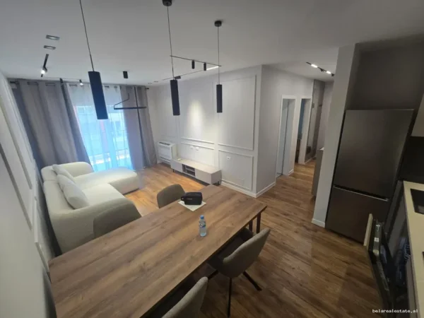 Tirane, jepet me qera apartament 1+1+Ballkon Kati 6, 72 m² 700 € (Ali Dem)