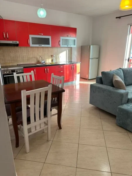 Tirane, jepet me qera apartament 3+1+Ballkon Kati 8, 120 m² 550 € (ASTIR rruga Mikel Maruli)