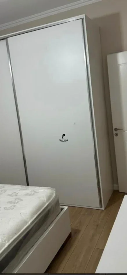 Tirane, jepet me qera apartament 1+1 Kati 2, 65 m² 500 € (LIQENI I THATE)