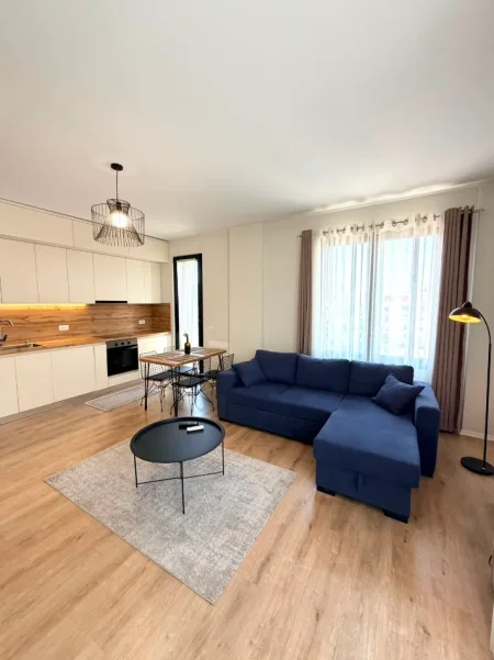 Tirane, jepet me qera apartament 1+1+Ballkon , 70 m² 600 € (Kompleksi Magnet)