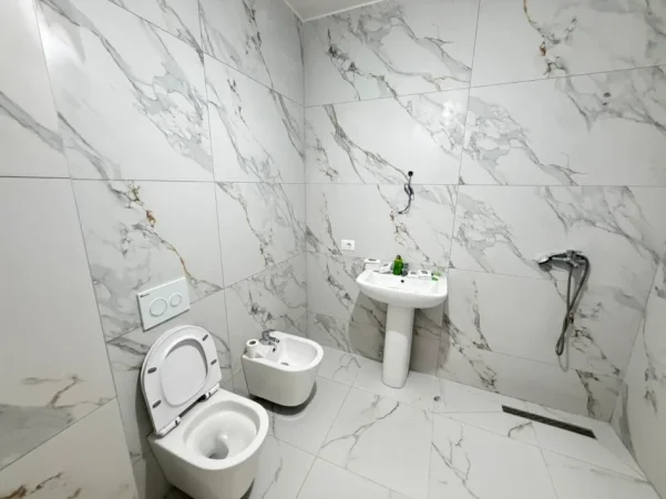 Tirane, shitet apartament 2+1 Kati 4, 88 m² 150.000 € (paskuqan)