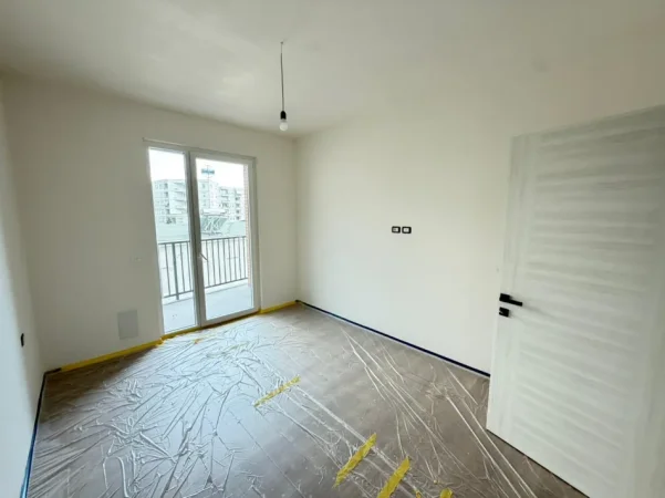 Tirane, shitet apartament 2+1 Kati 4, 88 m² 150.000 € (paskuqan)