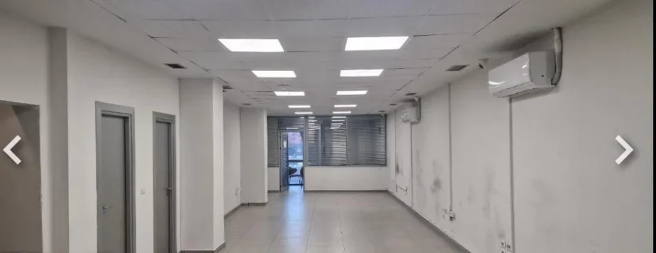 Tirane, jepet me qera ambjent biznesi Kati 2, 220 m² 4400 € (Condor Center)