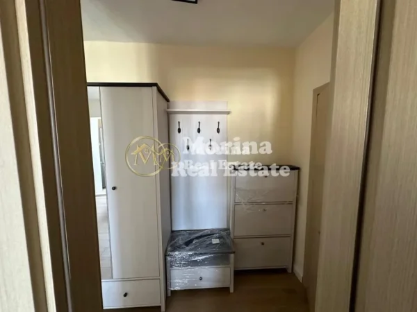 Tirane, jepet me qera apartament 1+1 Kati 5, 40 m² 400 € (Shkolla e Baletit)