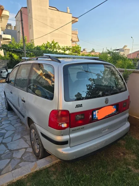 Tirane, shes Sharan 2001 Nafte, gri metalizato manuale Kondicioner 2.500 €