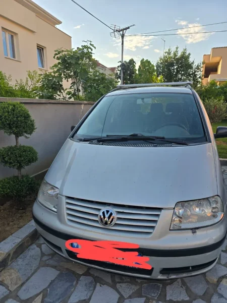 Tirane, shes Sharan 2001 Nafte, gri metalizato manuale Kondicioner 2.500 €