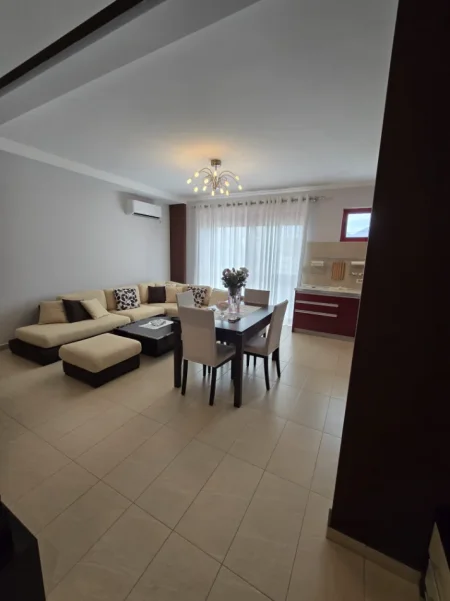 Tirane, shitet apartament 2+1+Ballkon Kati 7, 108 m² 234.001 € (Hysni Gerbolli, Zog të Zi)