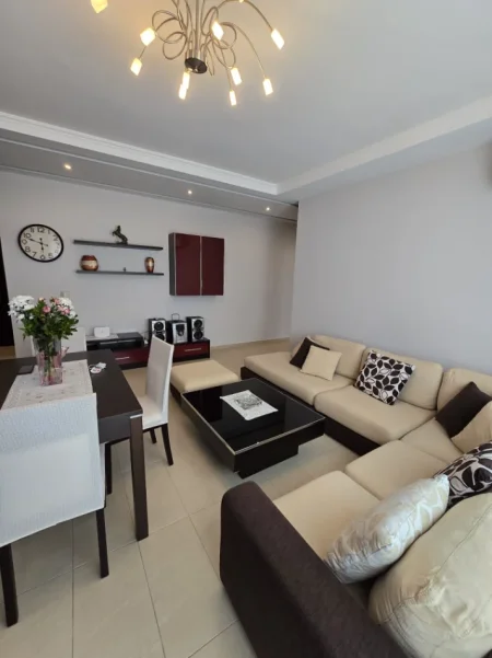 Tirane, shitet apartament 2+1+Ballkon Kati 7, 108 m² 234.001 € (Hysni Gerbolli, Zog të Zi)