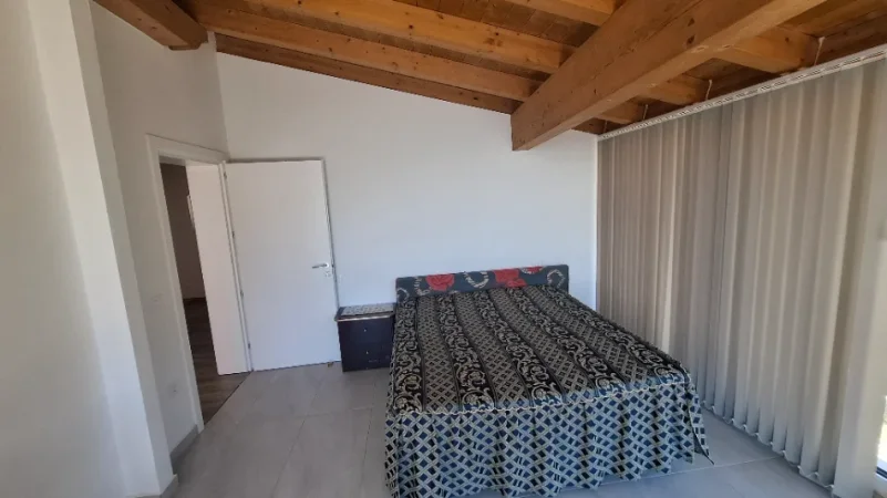 Tirane, shitet Vile Vile 2 Katshe , 347 m² 600.000 € 