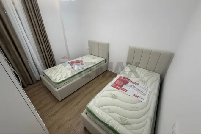 Tirane, jepet me qera apartament 2+1 Kati 2, 85 m² 500 € (Sauk)