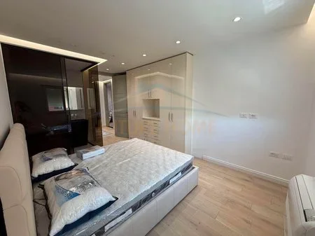 Tirane, jepet me qera apartament 1+1 Kati 6, 85 m² 550 € (Vila L/2, Unaza e Re)