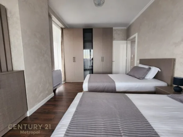 Tirane, jepet me qera apartament 2+1 Kati 10, 110 m² 1.500 € (Rruga e Elbasanit Metropol143484)