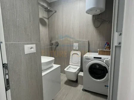 Tirane, jepet me qera apartament 1+1 Kati 6, 49 m² 600 € (Don Bosko)