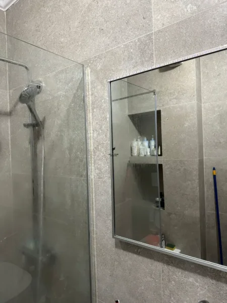 jepet me qera apartament 1+1 Kati 6, 65 m² 550 € (21 DHJETORI)