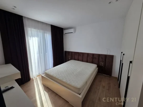Tirane, jepet me qera apartament 2+1 Kati 4, 53 m² 890 € (Rruga e Barrikadave smart143472)