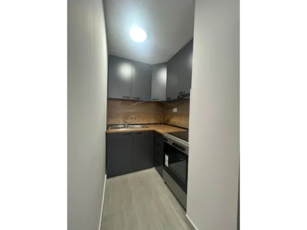 Tirane, qera apartament 1+1+Ballkon Kati 6, 64 m² (Don Bosko)