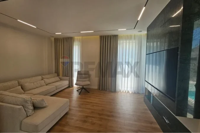 Tirane, jepet me qera apartament Vile 3 Katshe , 186 m² 4.700 € (Green Valley)