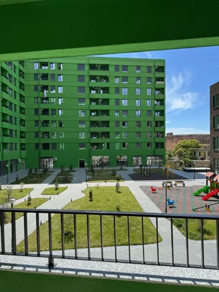 Tirane, jepet me qera apartament 2+1 Kati 1, 630 € (5 Maji)