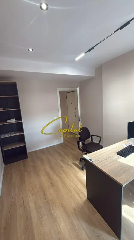 Tirane, jepet me qera apartament 2+1 Kati 7, 85 m² 700 € (ISH SHESHI SHQIPONJA)