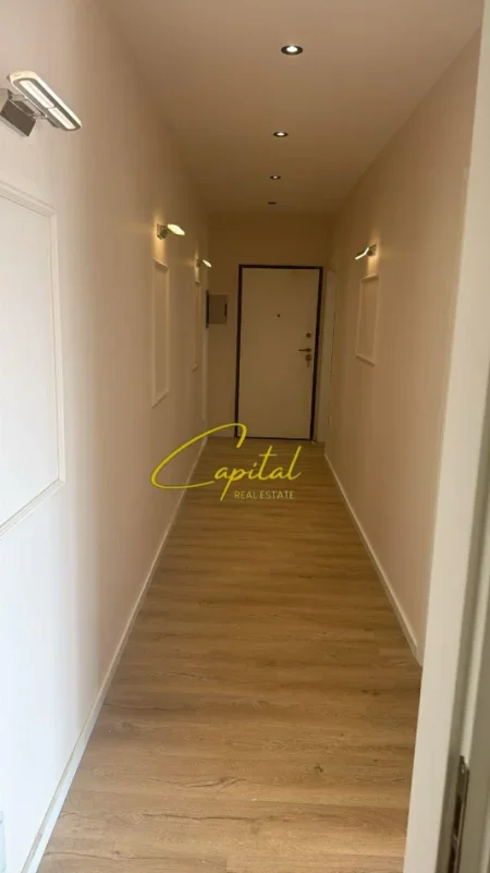 Tirane, jepet me qera apartament 2+1 Kati 7, 85 m² 700 € (ISH SHESHI SHQIPONJA)
