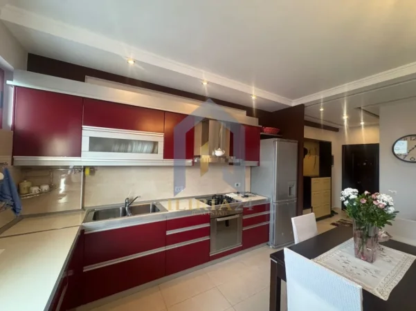 Tirane, shitet apartament 2+1+Ballkon Kati 7, 108 m² 222.000 € (Apartament 2+1 ne shitje tek “Zogu I Zi”)