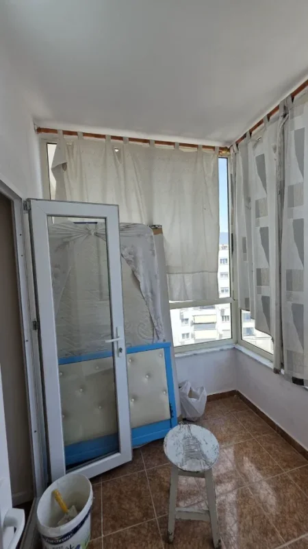 Tirane, shitet apartament 2+1+Ballkon Kati 8, 74 m² 125.000 € (Bar Artisti Astir)