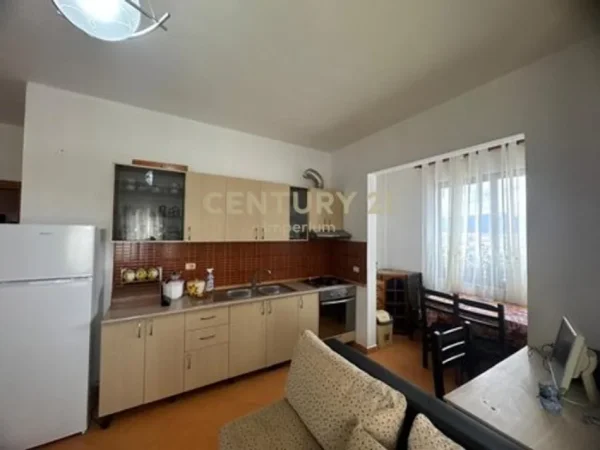 Tirane, jepet me qera apartament 1+1 Kati 6, 76 m² 400 € (Yzberisht IMP143494)