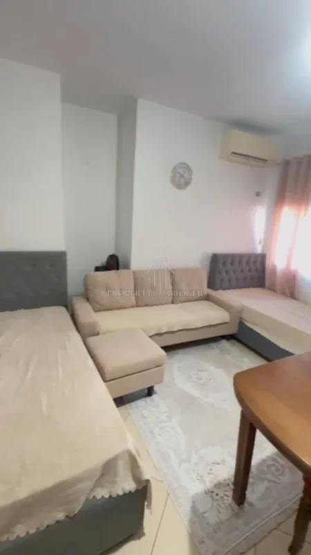Tirane, jepet me qera apartament Studio Kati 2, 43 m² 300 € (Casa Italia)