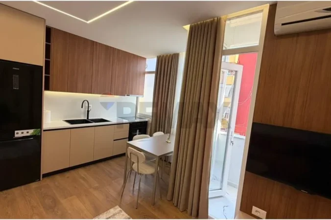 Materniteti i Ri, Apartament 2+1 ne shitje - 15800000 Lek